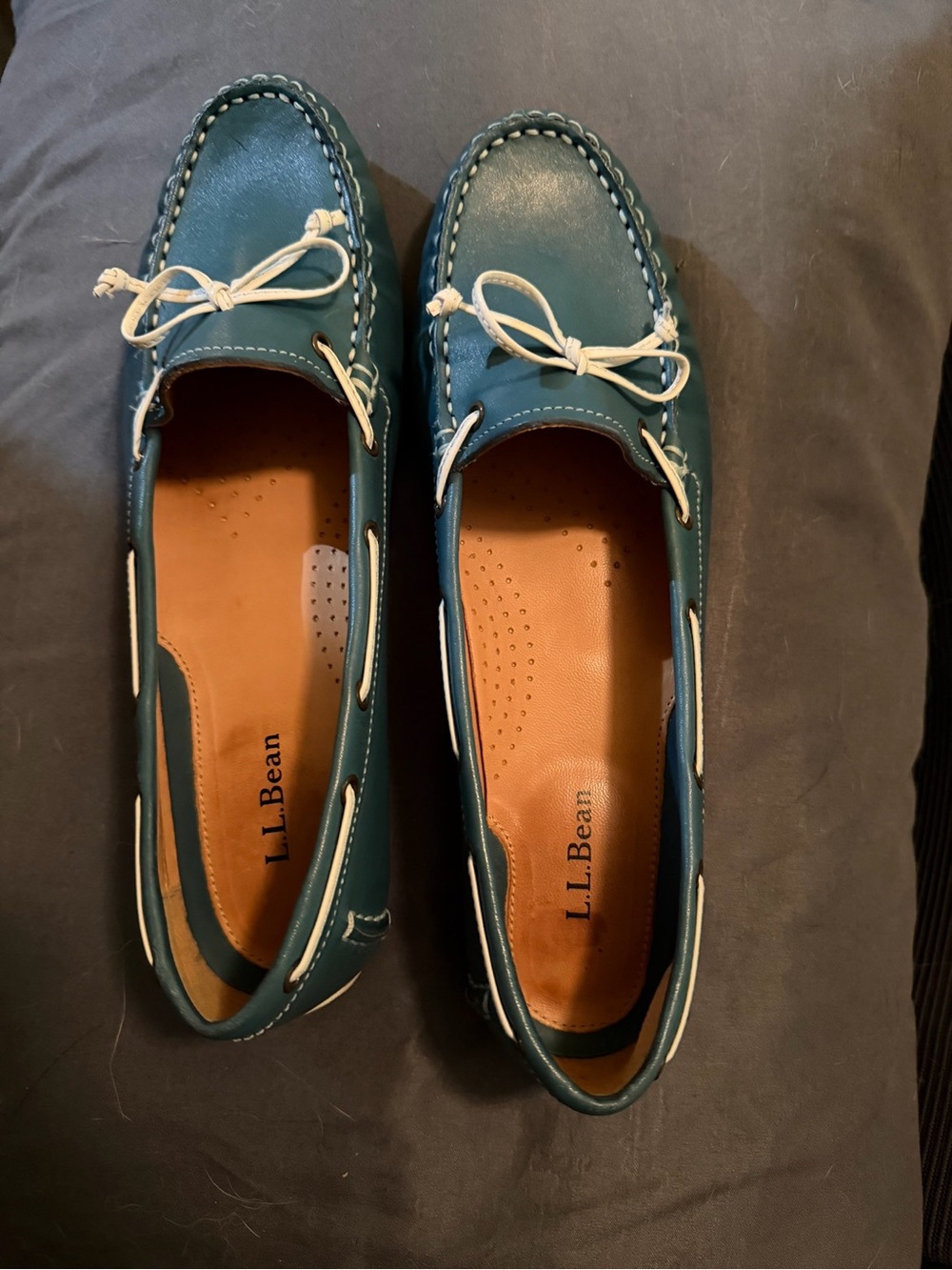 L.L. Bean Teal Leather Classic Boat Shoes with White Laces